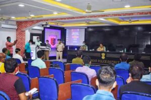 কৃষ্ণনগর পুলিশ জেলার উদ্যোগে এক বিশেষ কর্মশালা আয়োজন করা হল সাইবার ক্রাইমের বিষয়ে