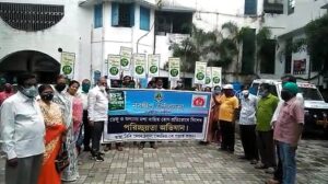 নবদ্বীপ পৌরসভার উদ্যোগে নবদ্বীপ শহরের ২৪টি ওয়ার্ডে রবিবার থেকে ডেঙ্গু ও অন্যান্য মশাবাহিত রোগ প্রতিরোধের উদ্দেশ্য বিশেষ পরিছন্নতা অভিযান শুরু হল