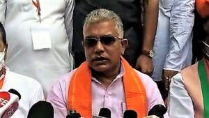 "রাজ্যের আইনশৃঙ্খলার বিষয়ে স্বরাষ্ট্র মন্ত্রককে জানানো হলেও, রাষ্ট্রপতি শাসন এখনও চাইনি " বললেন দিলীপ ঘোষ