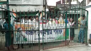 বিড়ির প্যাকেটে নবদ্বীপের পুরপ্রশাসক পর্ষদের চেয়ারপার্সন বিমানকৃষ্ণ সাহার নাম এবং ছবিসহ সোশ্যাল মিডিয়ায় একটি পোস্ট ঘিরে রাজনৈতিক উত্তাপ ছড়ালো নবদ্বীপে