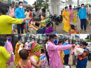 করোনায় অতিমারির জেরে অসহায় বহু মানুষ, সাহায্যের হাত বাড়াতে কোচবিহারের পথে নামল বিজেপিও